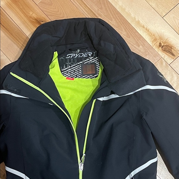 Spyder Women’s Ski Jacket – Black & Neon Green - Picture 3 of 4